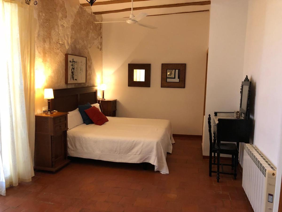 La Bodega Casa Rural Hotell Mogente Exteriör bild